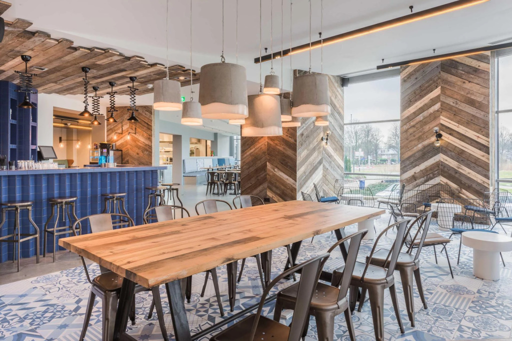Urban Lodge Hotel