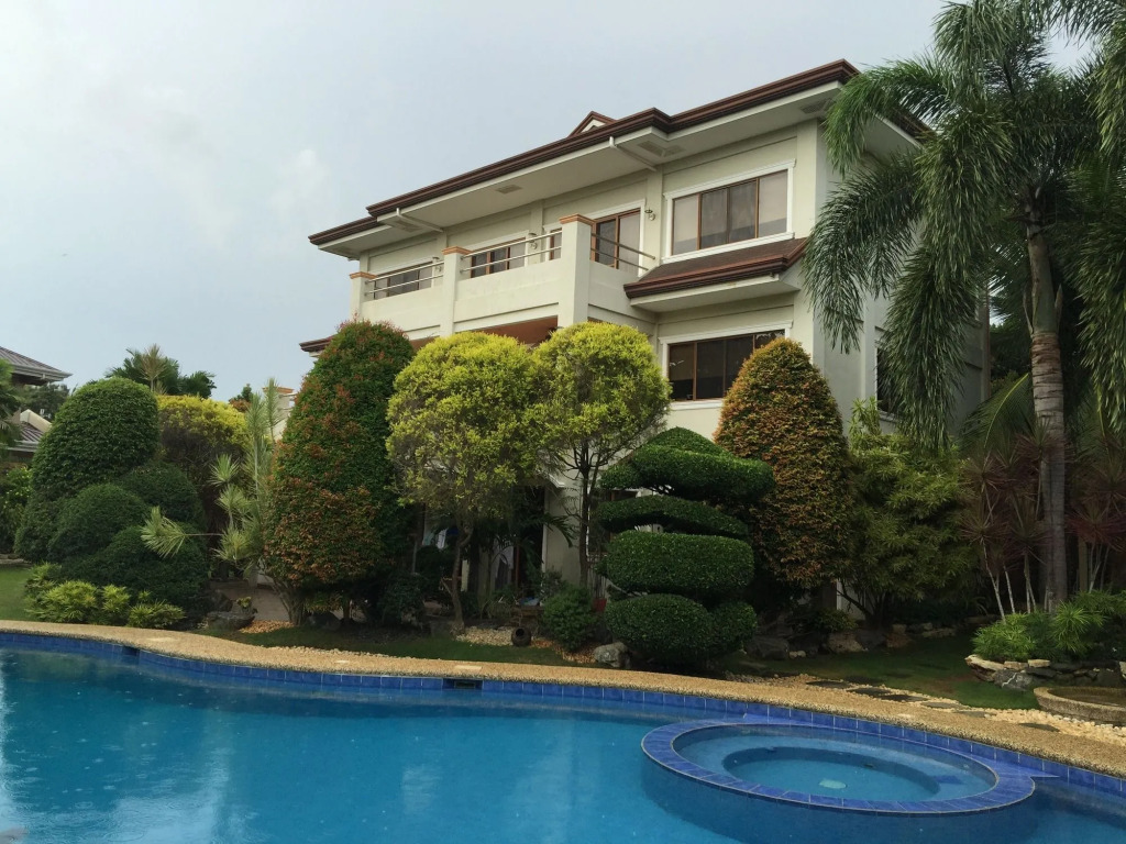 Golden Palm Resort
