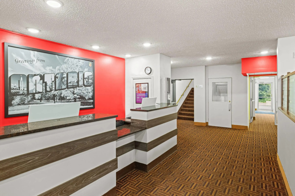 Super 8 by Wyndham Thunder Bay