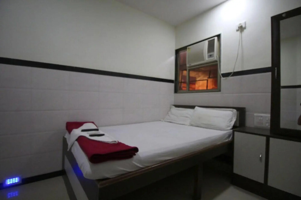 Hotel Shivkrupa Residency