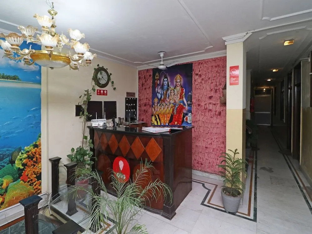 OYO 24421 Classic Hotel