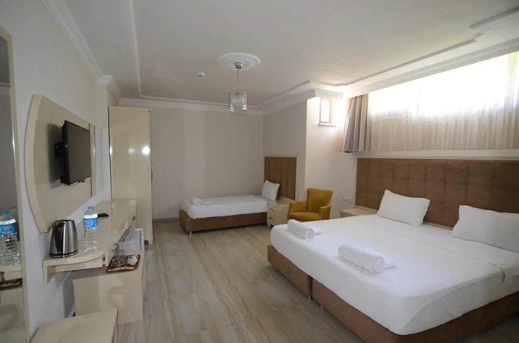 Funda Hotel