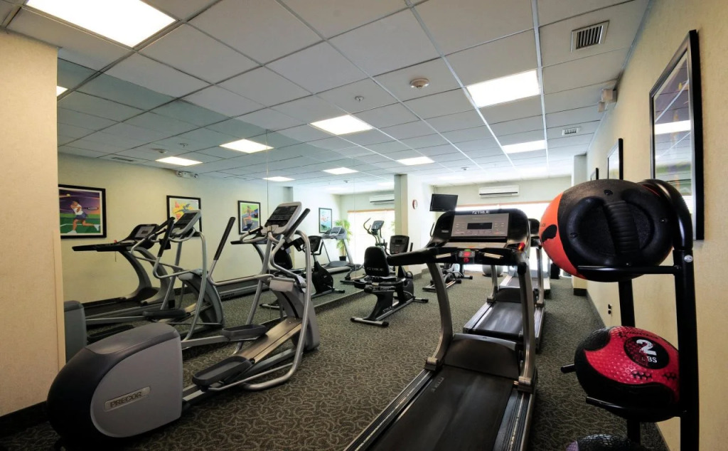 Holiday Inn Express & Suites Toluca Zona Aeropuerto by IHG