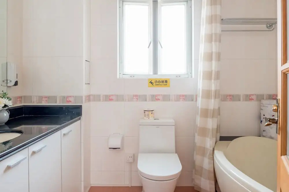 Cambridge Villa with 5 BRs