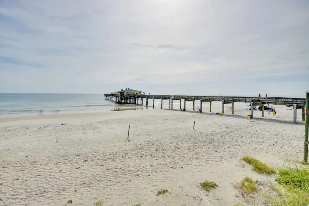 Ocean-view Condo w/ Balcony on Daytona Beach!