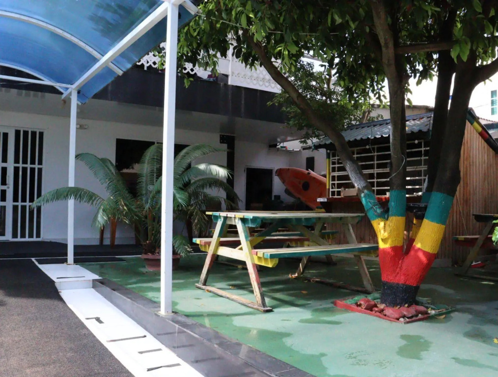 Hotel galyrod house