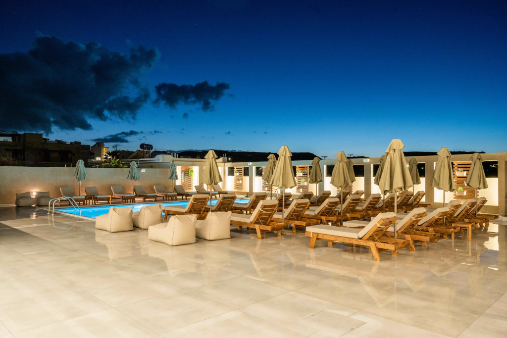Nicolas Grand Suites, Adults Only