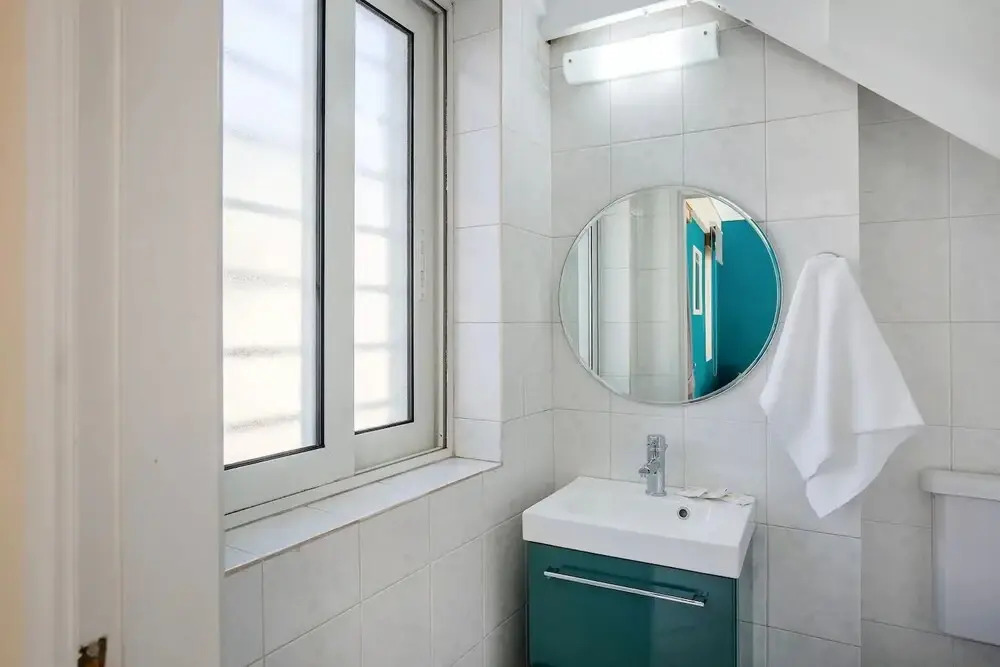 Stylish one-bedroom maisonette in Mets