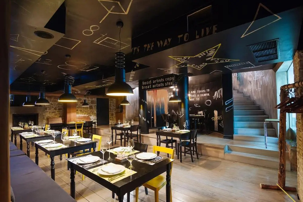 Life Gallery Hotel & Spa