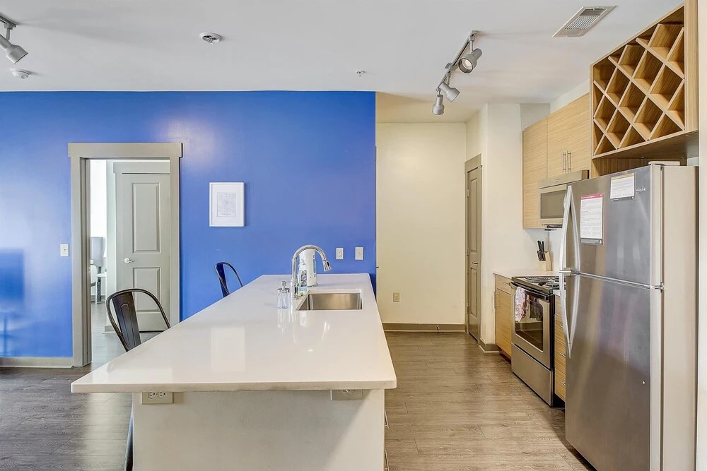 FRONTDESK Cedar Flats Apts Uptown Charlotte