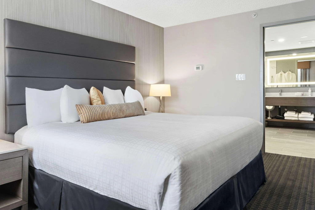Best Western Premier Calgary Plaza Hotel & Conference Centre