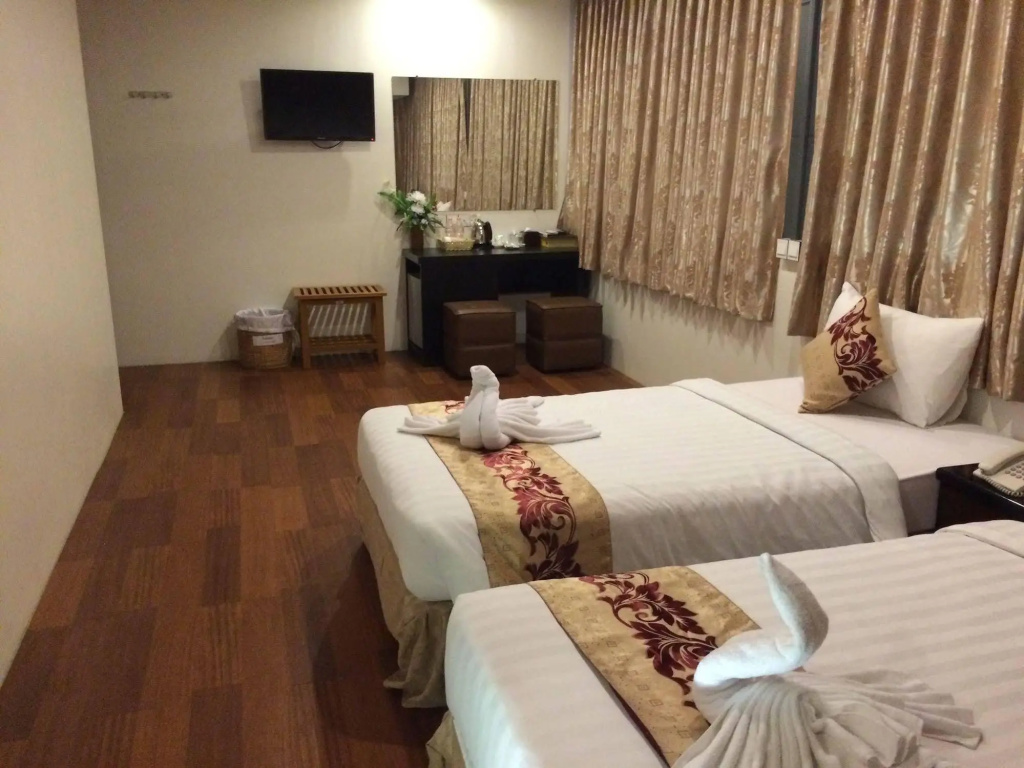 High Five Hotel