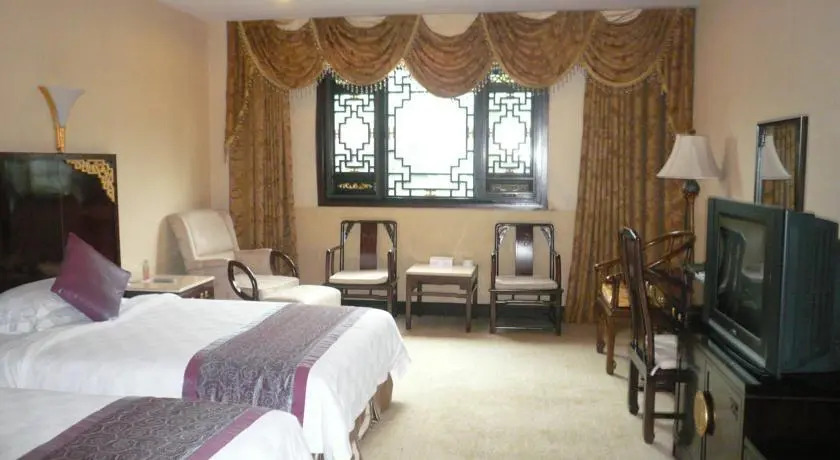 Tao Ran Ju New Contryside Golden Sunshine Eco-Hotel