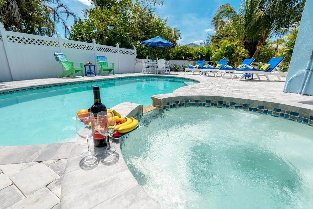 Summer Breeze Apartment 5