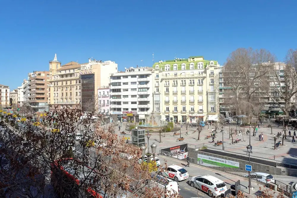 Luxury Apartment in City Center. Puerta Real II