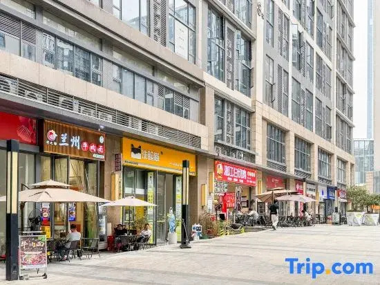 Guangzhou Youchuang · Loft Two-Bedroom · City View Suite Homestay (Nancun Wanbo Subway Station)