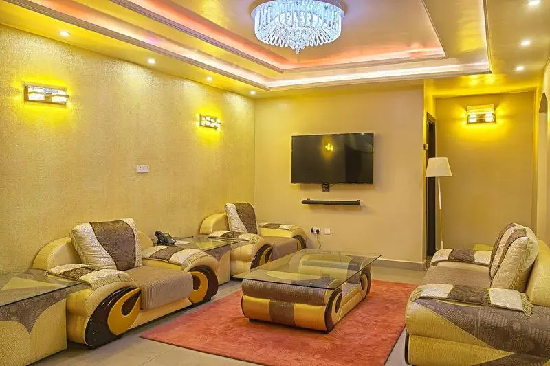 Iec Villa