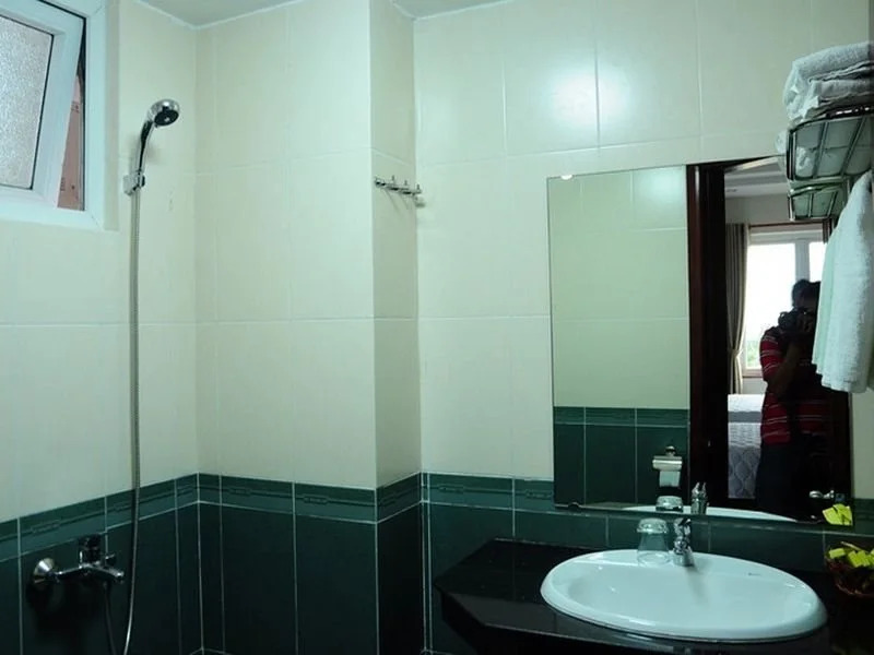 Canh Buom Hotel
