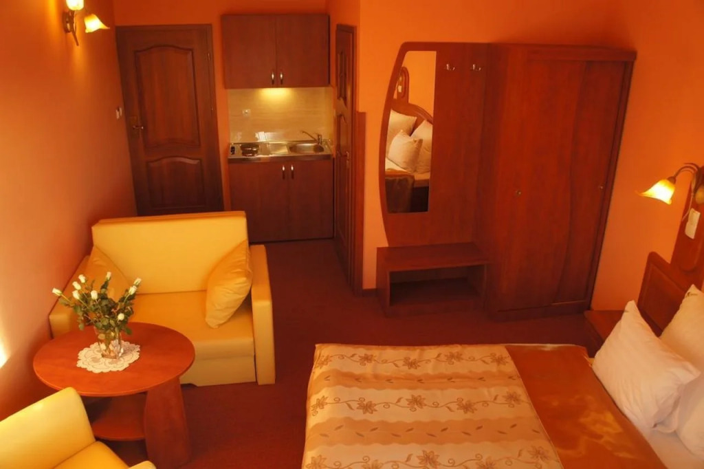 Aparthotel Adler