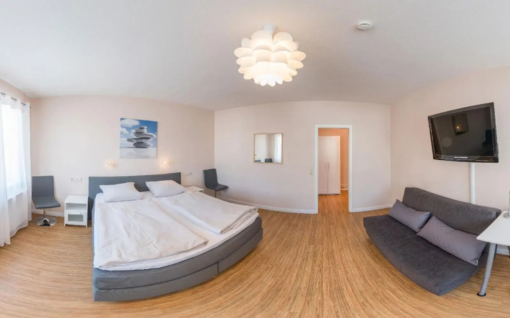 Schäfers Hotel, Self Check-in & gratis Bäckerfrühstück