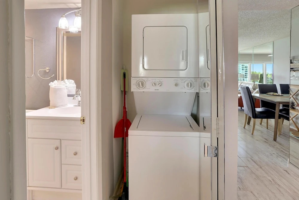 Land's End 403 building 5 TOP Floor Oceanview UPDATED!