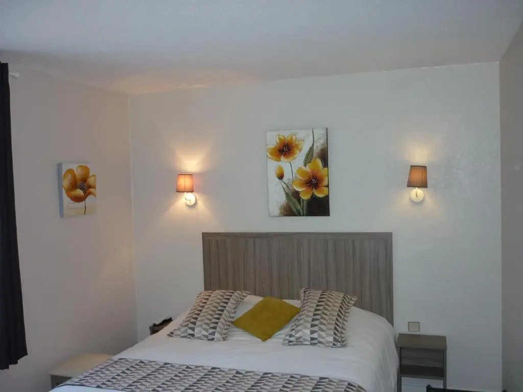 Sure Hotel by Best Western Saintes