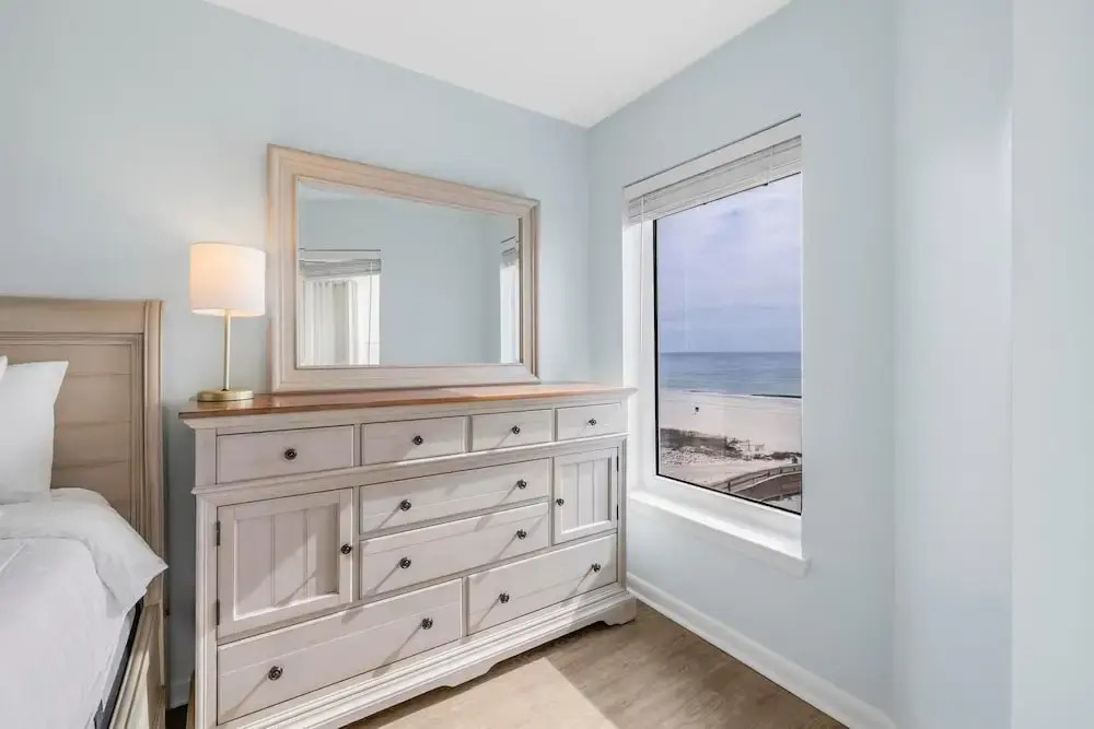 Boardwalk 387