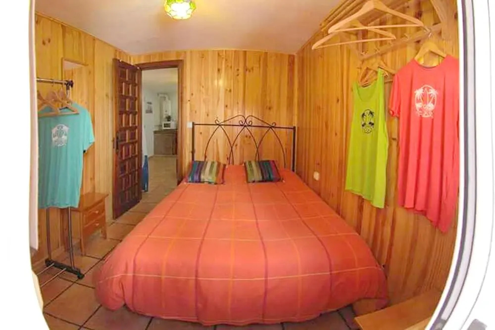 Bungalow With one Bedroom in Tarifa, With Wonderful Mountain View, Enclosed Garden and Wifi