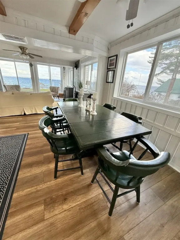 Grandview Lakefront Limit 9 4 Bedroom Home