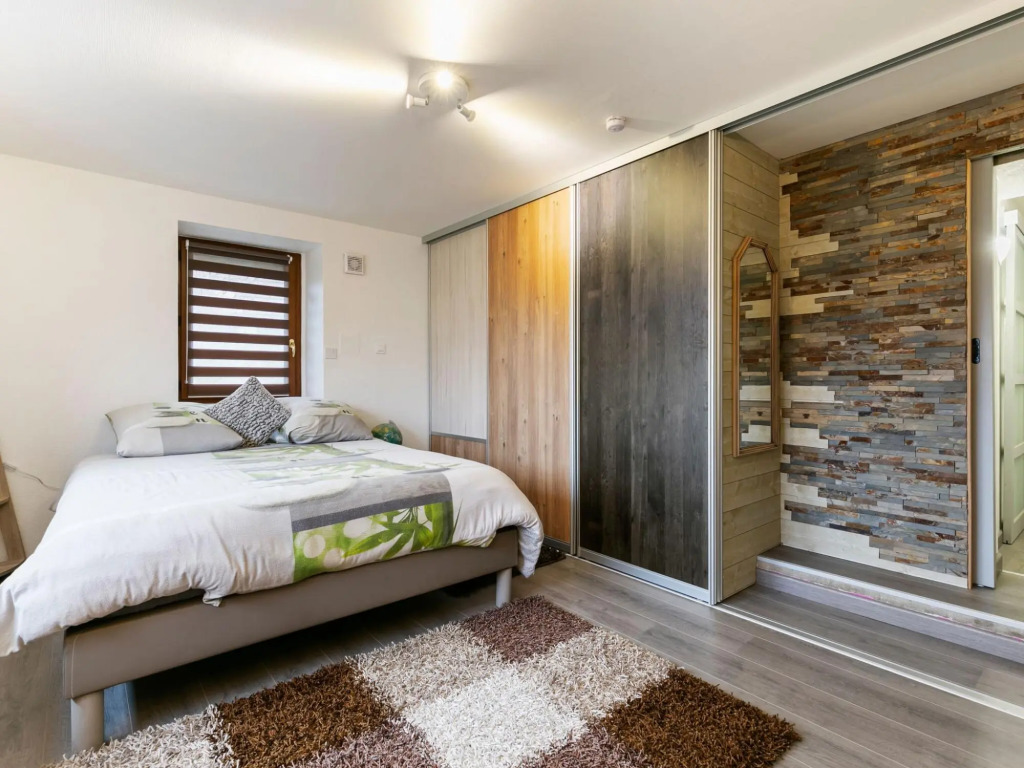 Mesmerising Holiday Home in Neubois With Private Swimming Pool