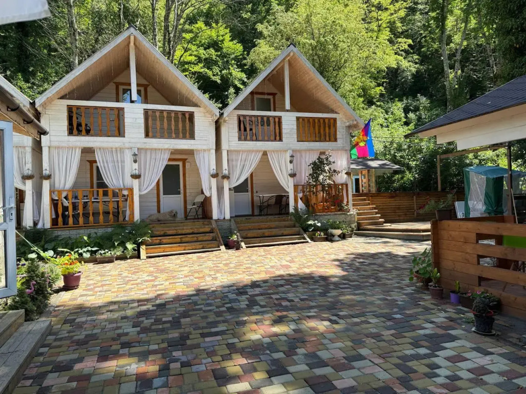 Усадьба Лесные домики