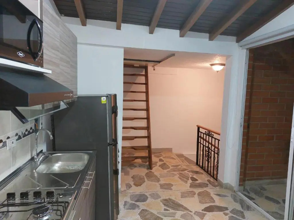 Apartamento en Envigado cerca a Parque Principal - Anturios Piso4