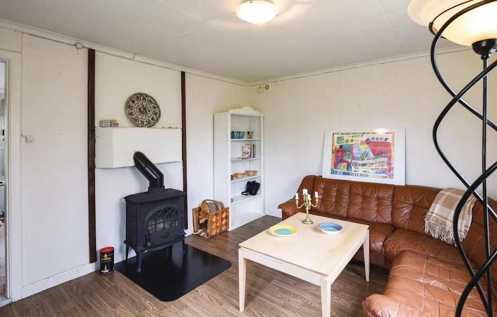 3 Bedroom Cozy Home In Ed