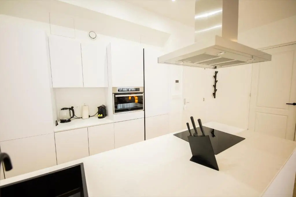 Cheerfully 1 Bedroom Serviced Apartment 52m2 -NB306C-