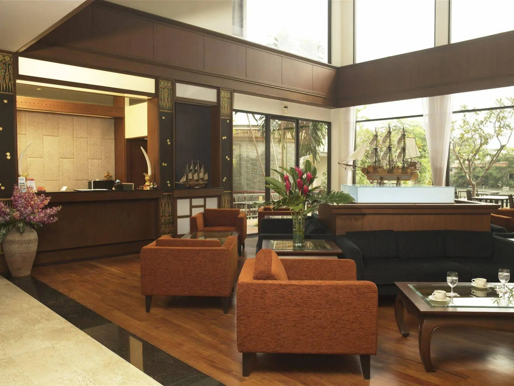 Siam Society Hotel & Resort