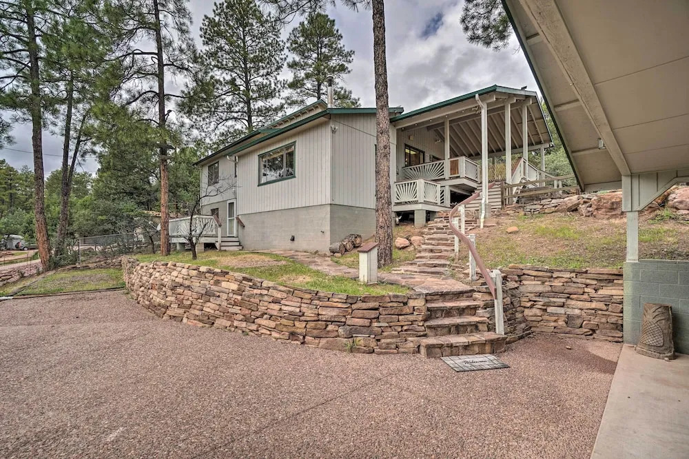 Cozy Pine Retreat w/ Private Hot Tub & Views