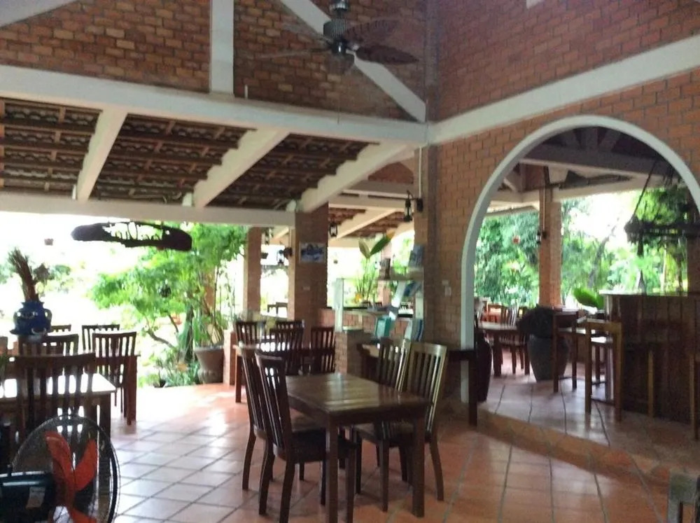 Sunset Hill Resort Phú Quốc