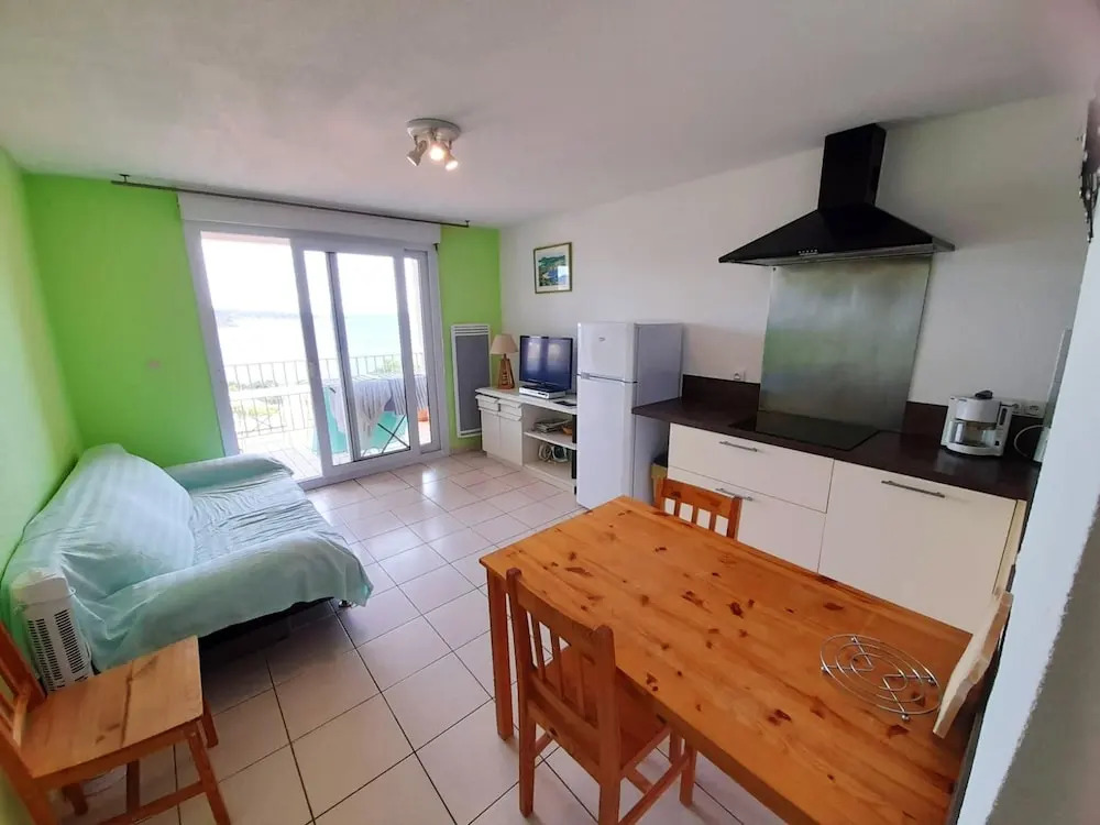 Apartment With one Bedroom in Banyuls-sur-mer, With Wonderful sea View, Furnished Garden and Wifi - 2 km From the Beach