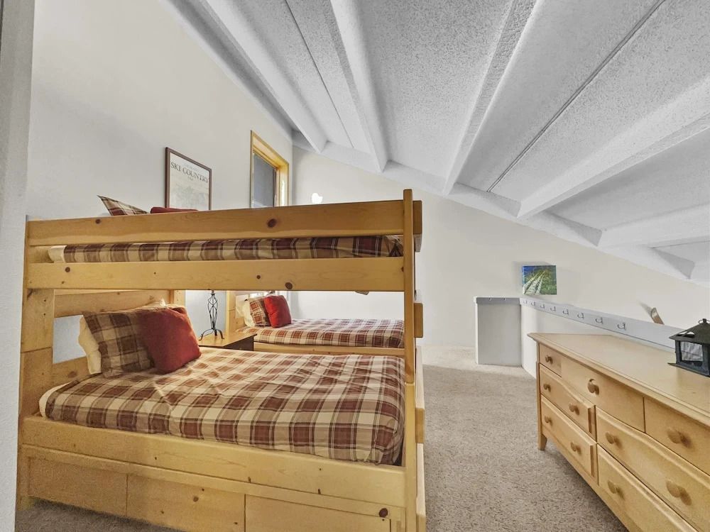 Peregrine Lodge-Remodeled Kitchen-Steps to Super Bee Lift - PG309 by RedAwning