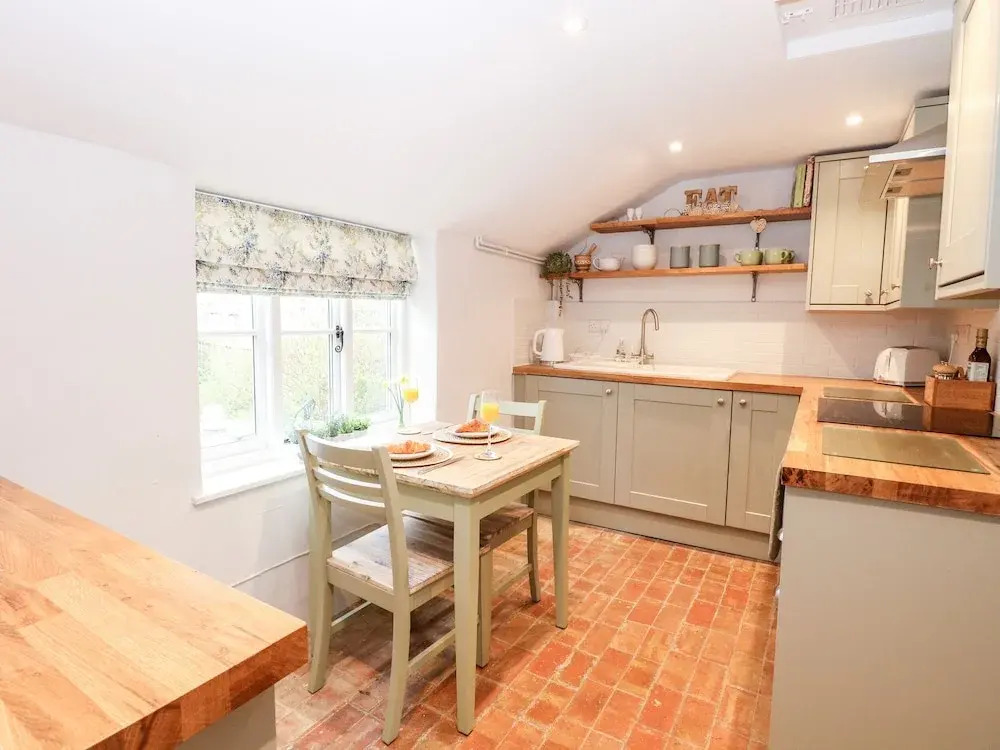 Holly Cottage