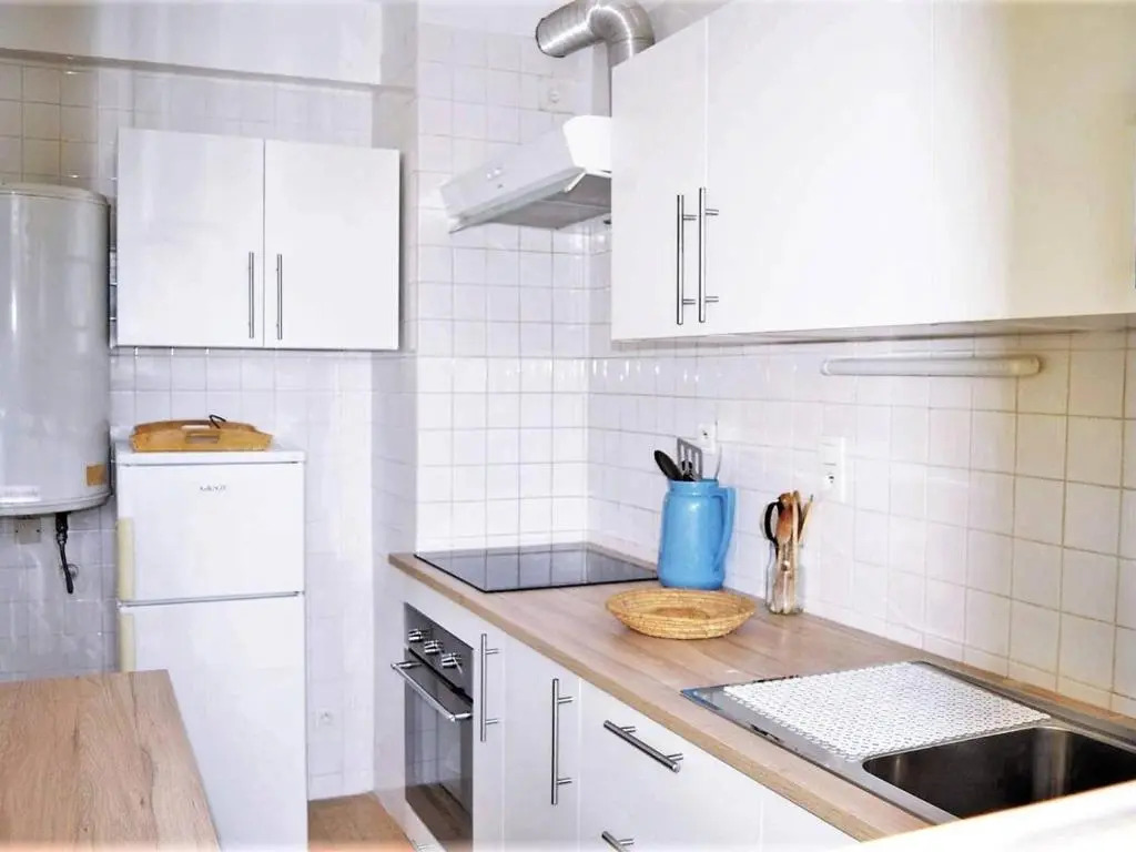 Appartement Le Lavandou, 2 pièces, 4 personnes - FR-1-251-210
