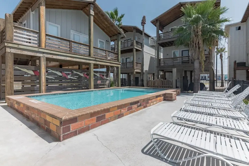 New Marvelous Beach Home 2min From Beach