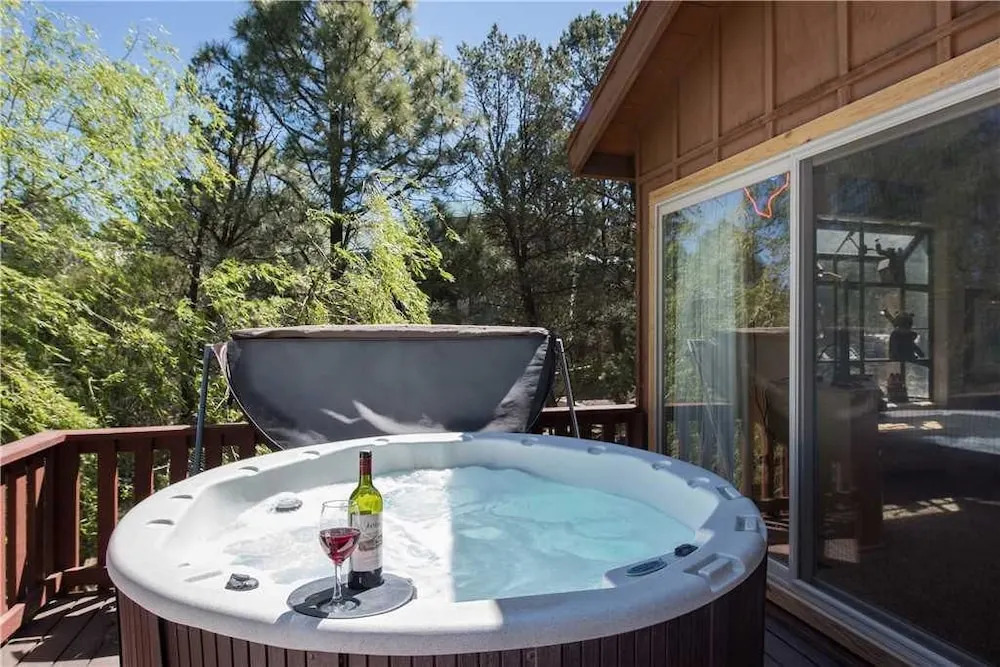 Cowboys Indians and Outlaws - Three Bedroom Cabin