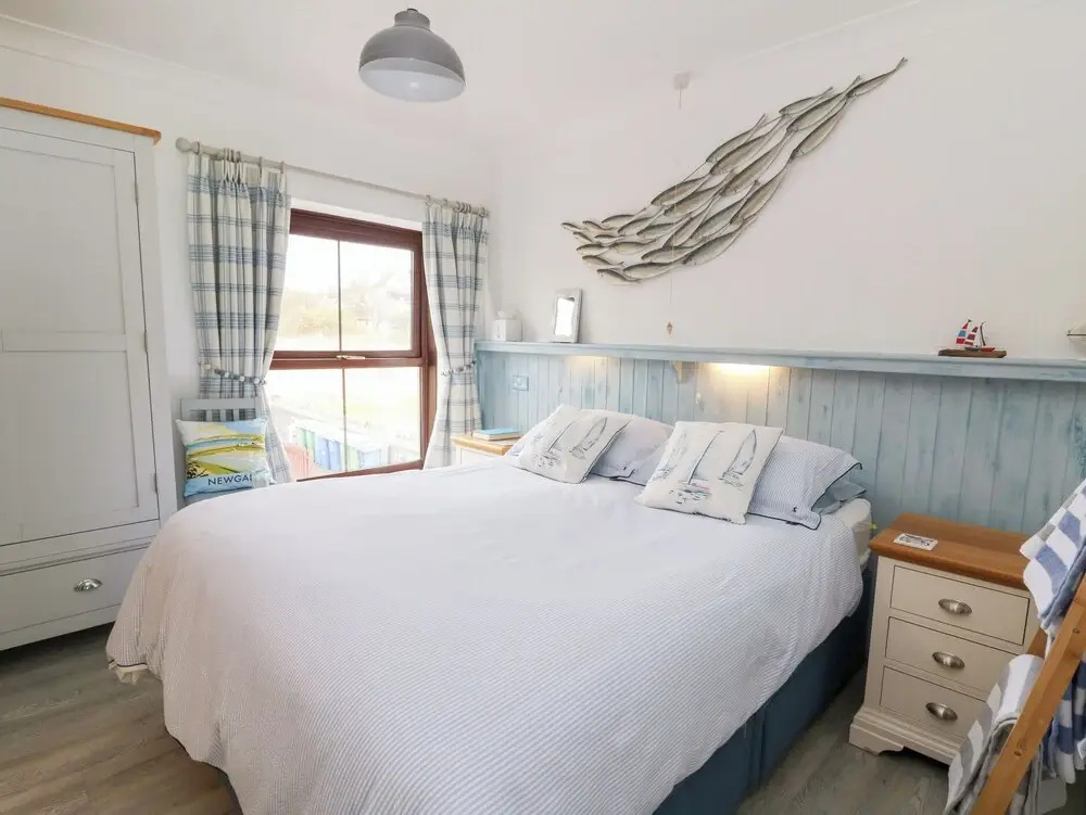 5 The Coach House
