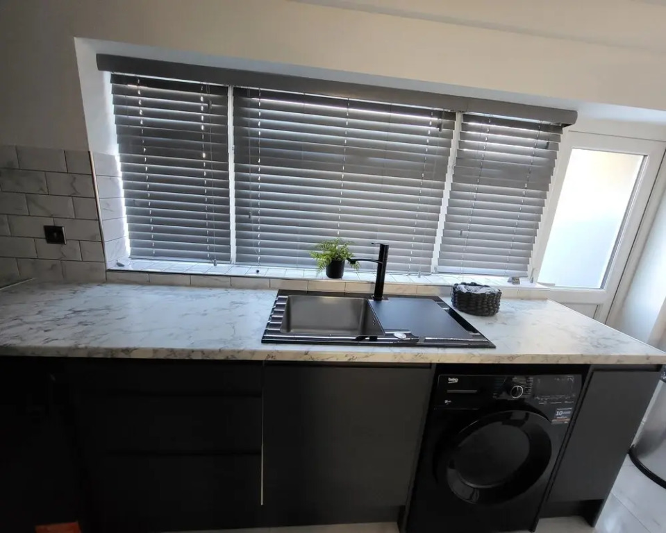 Grand Exclusive 2 Bed Apartment - London