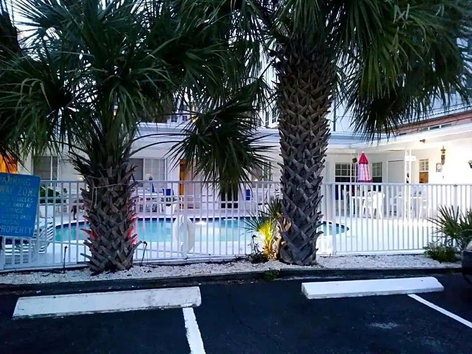 Royal Canadian Motel