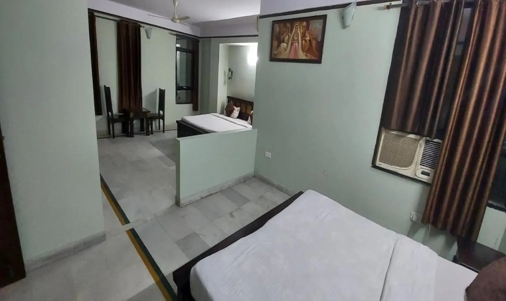 OYO 10755 Hotel Anand Palace