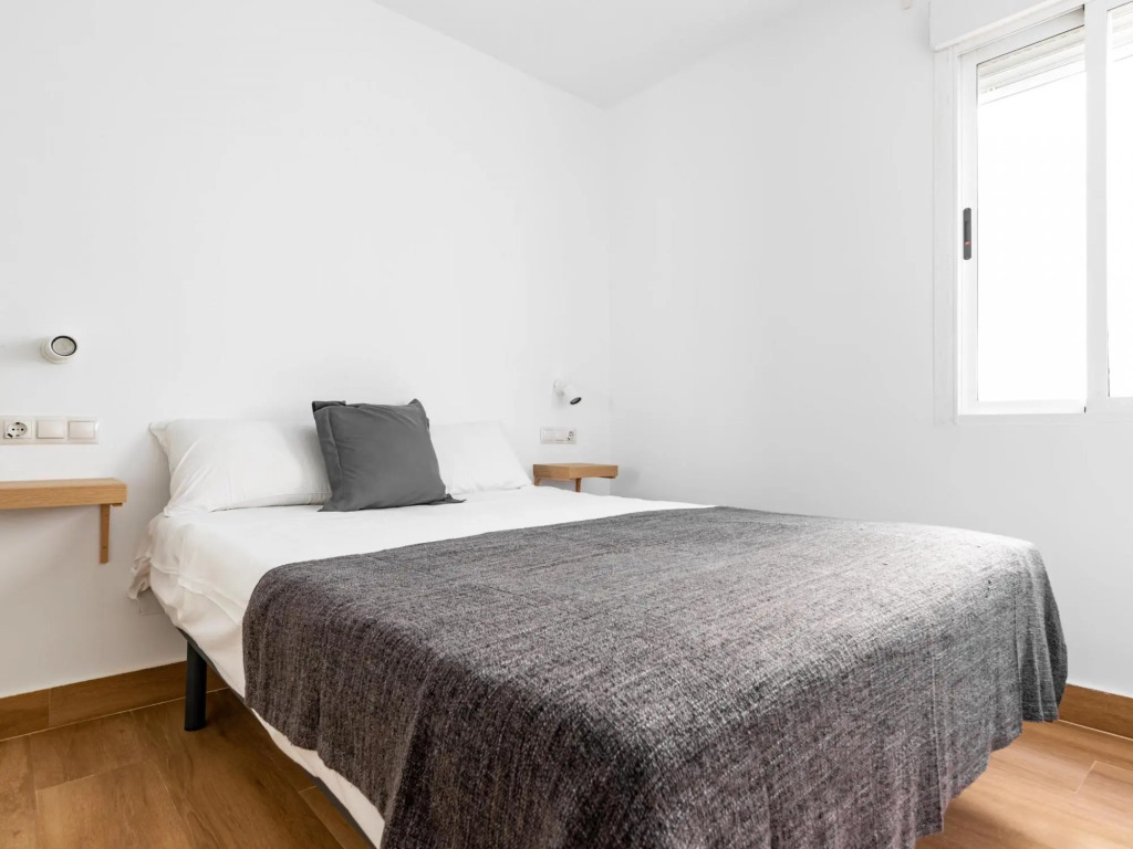 CERVANTES Apartment 11 2BR 1BT