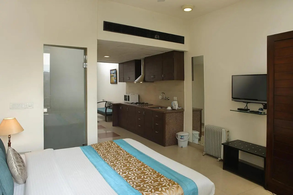 Ahuja Residency DLF Phase 2