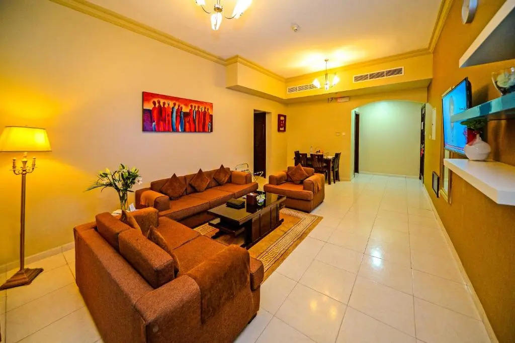 Exquisite Suite Minutes From Al Mamzar Beach